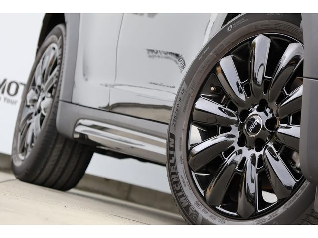MINI COOPER D CROSSOVER