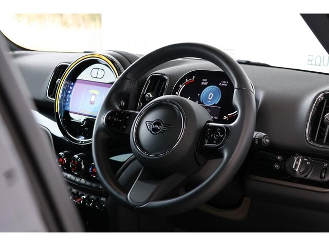 MINI COOPER D CROSSOVER