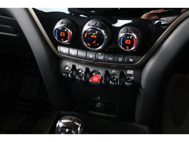 MINI COOPER D CROSSOVER