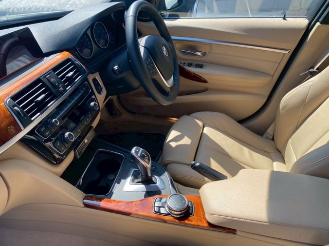 ALPINA B3 limousine