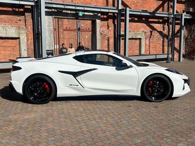 CHEVROLET CORVETTE COUPE