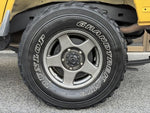 LANDCRUISER van