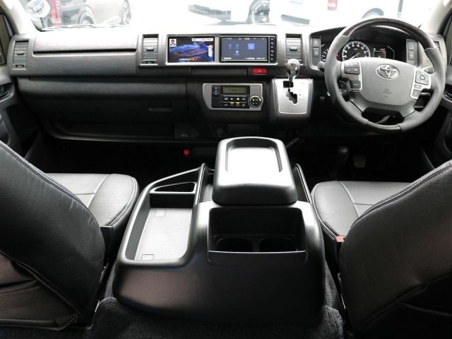 HIACE wagon