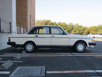 VOLVO 240 sedan
