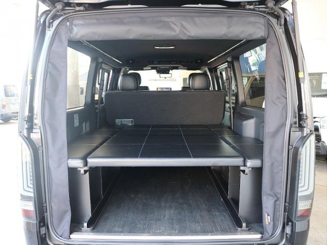 HIACE van 4WD