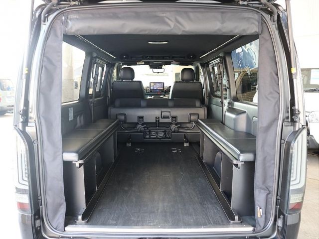 HIACE van 4WD