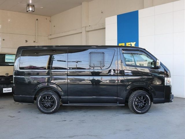 HIACE van 4WD