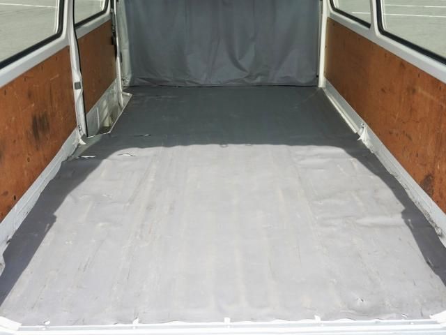 DYNA Route Van