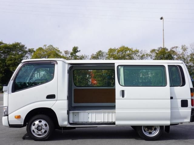DYNA Route Van
