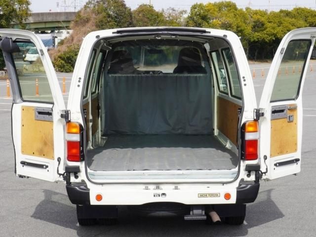 DYNA Route Van
