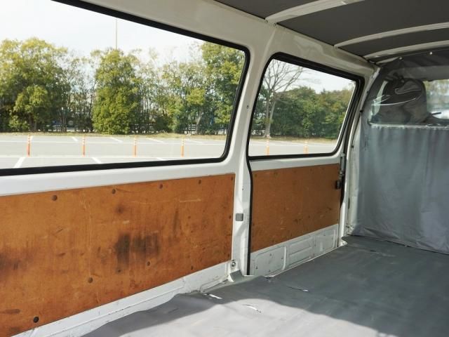 DYNA Route Van