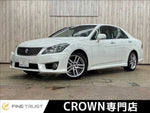 CROWN sedan