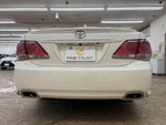 CROWN sedan