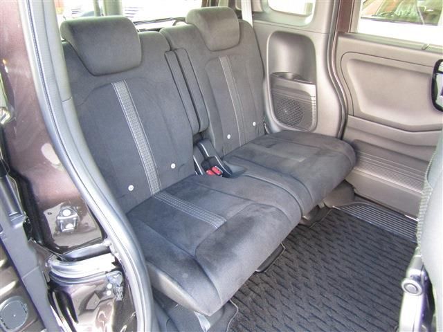 N-BOX CUSTOM