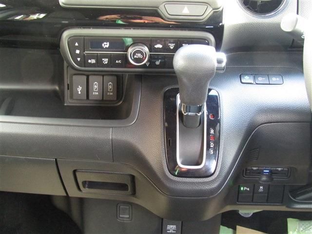 N-BOX CUSTOM