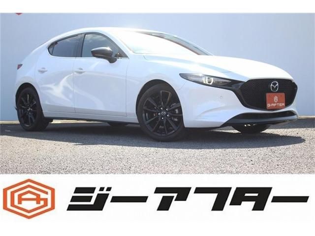 MAZDA3 FASTBACK