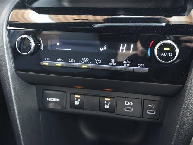 YARIS CROSS HYBRID
