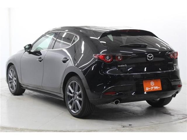 MAZDA3 FASTBACK