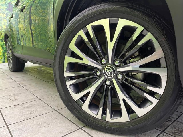 YARIS CROSS HYBRID