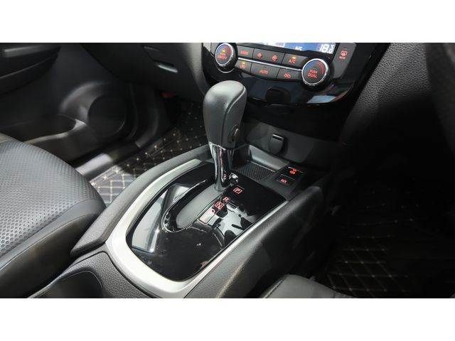 X-TRAIL 2WD
