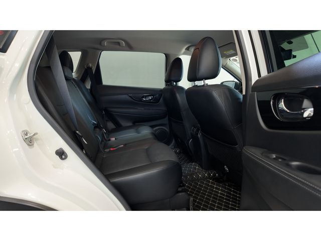 X-TRAIL 2WD