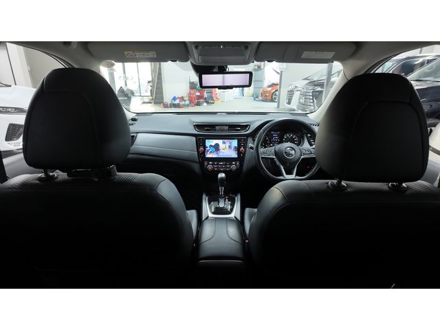 X-TRAIL 2WD