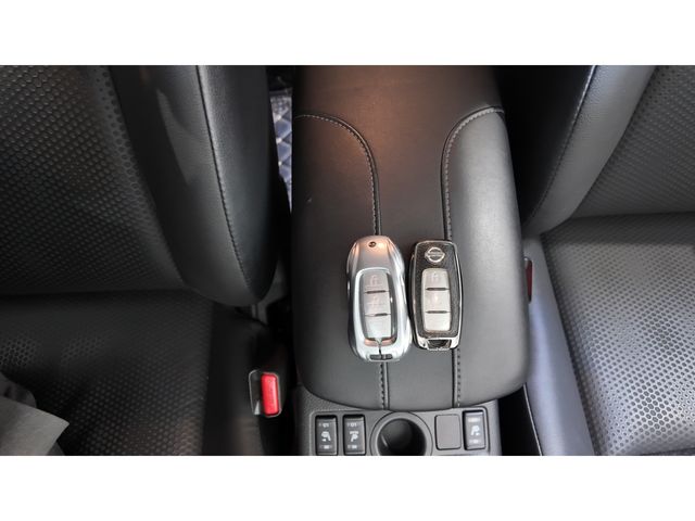 X-TRAIL 2WD