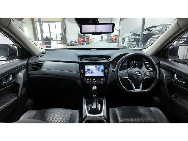 X-TRAIL 2WD