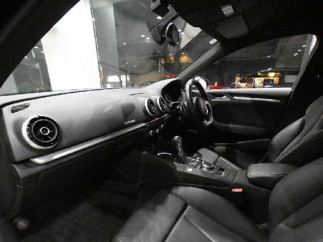 AUDI S3 SPORTBACK