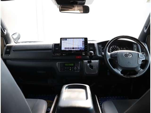 HIACE van 4WD