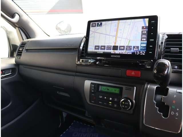 HIACE van 4WD