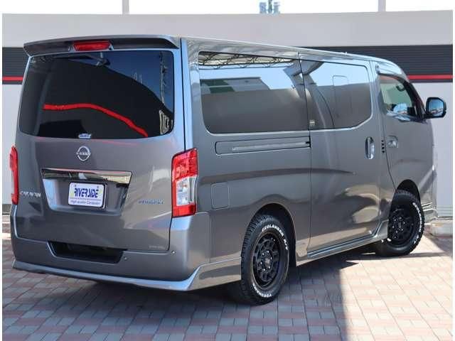 CARAVAN van 4WD