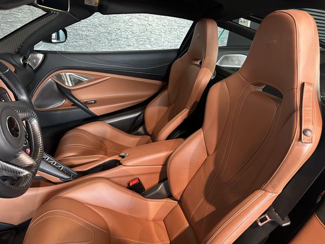 マクラーレン　７２０Ｓ