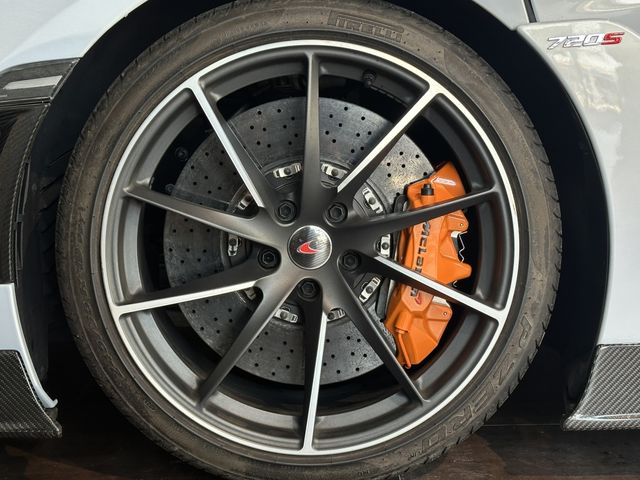 マクラーレン　７２０Ｓ