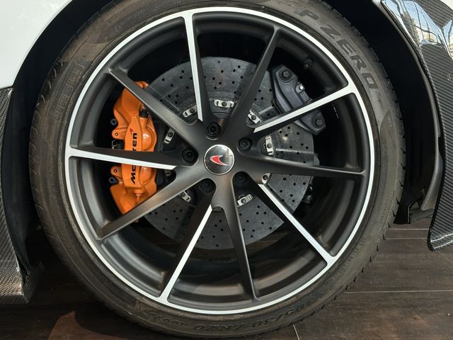 マクラーレン　７２０Ｓ