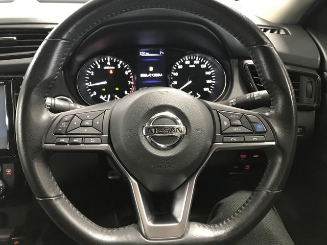 X-TRAIL 2WD