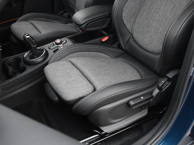 MINI COOPER D CROSSOVER