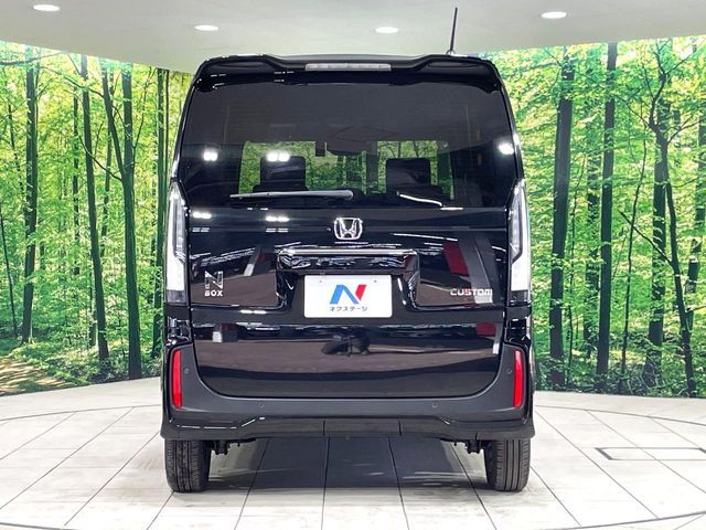 N-BOX CUSTOM