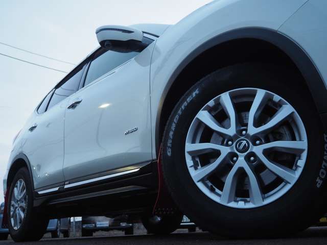 X-TRAIL HYBRID 4WD