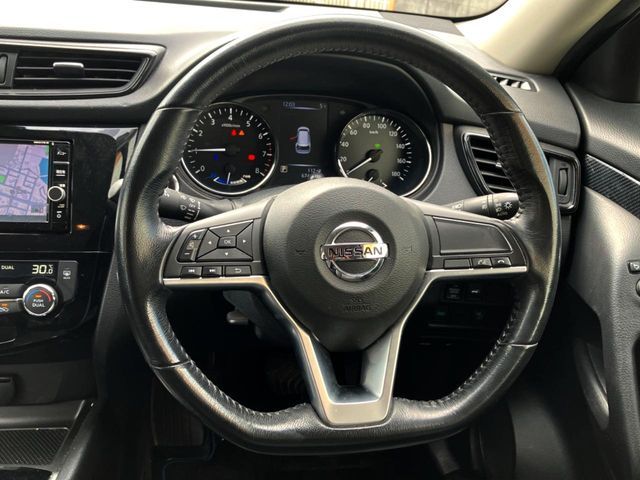 X-TRAIL HYBRID 4WD
