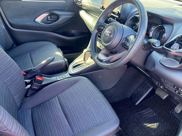 YARIS HYBRID