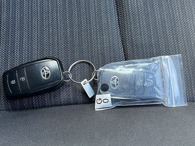 YARIS HYBRID