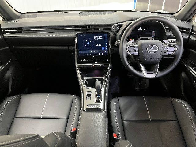 LEXUS LBX