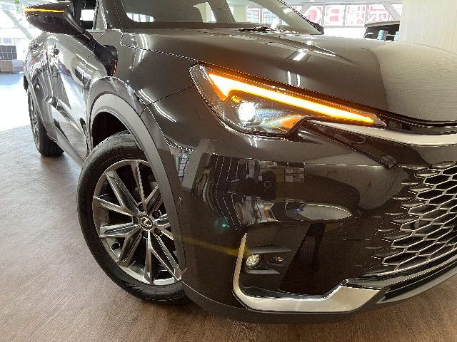 LEXUS LBX