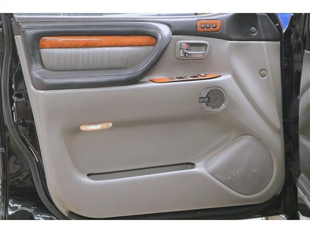 LEXUS LX470