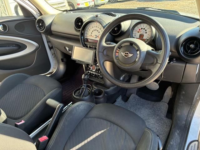 BMW MINI COOPER PACEMAN
