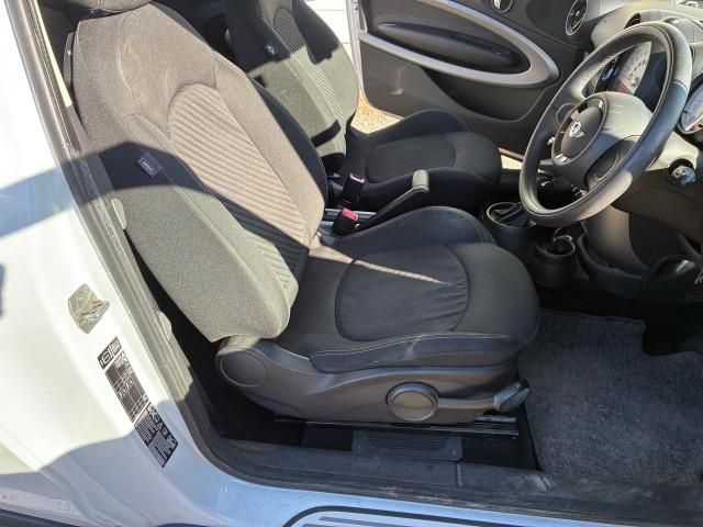 BMW MINI COOPER PACEMAN