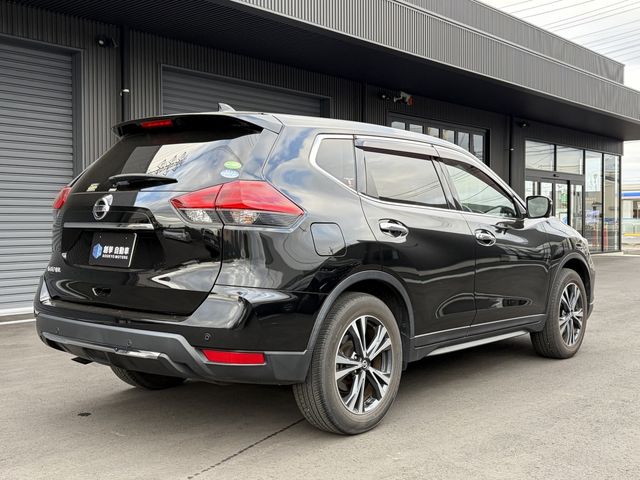 X-TRAIL 2WD