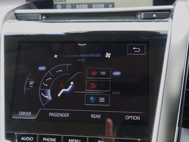 CROWN sedan hybrid 4WD