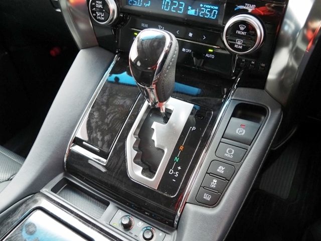 ALPHARD hybrid 4WD